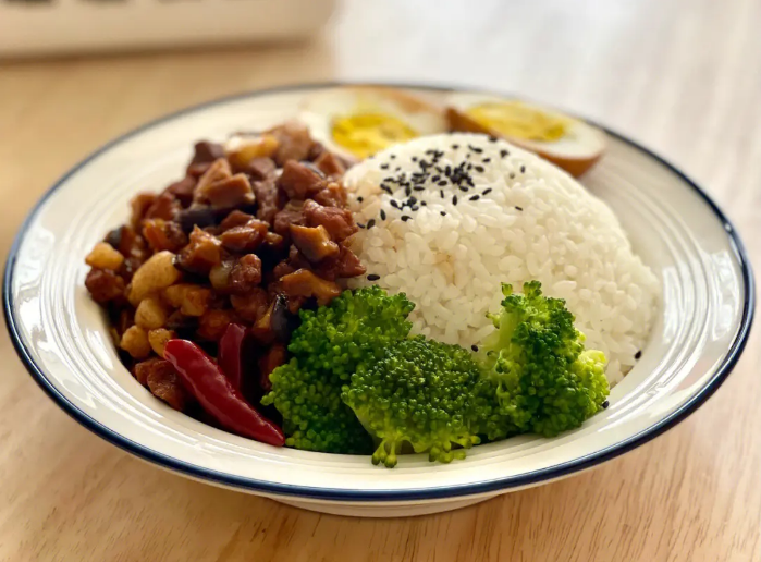 台湾风味小吃制作技术配方（卤肉饭/卤肉/卤菜/卤水/卤料）